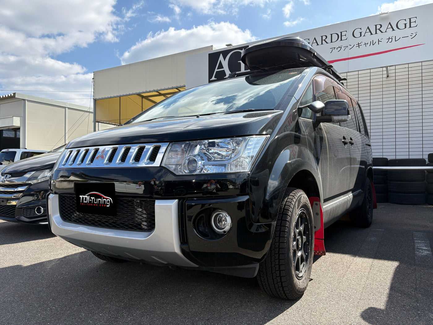 まさかの11年前のTDI社初来日時装着のデリカD:5がご来店❗️