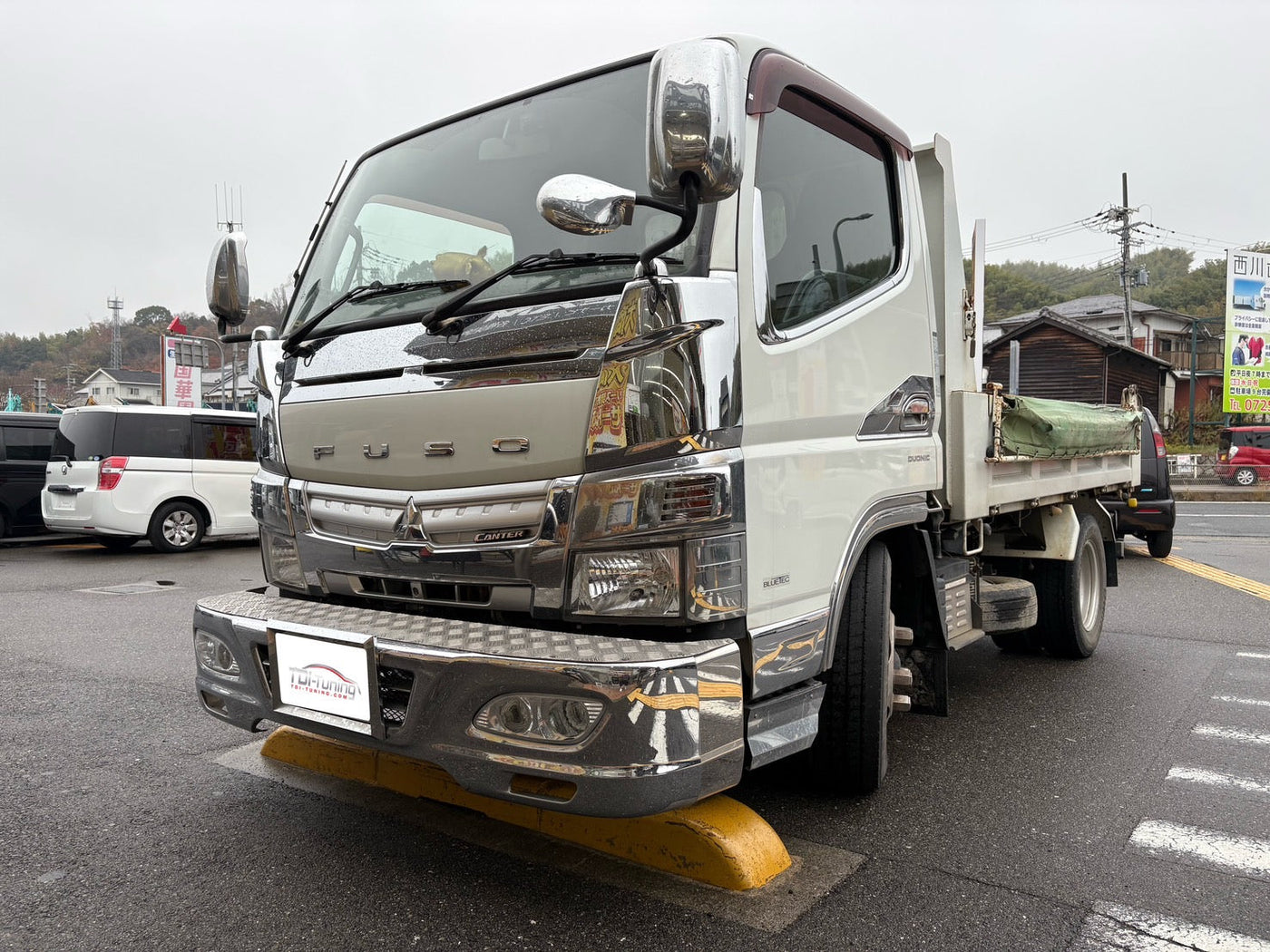 三菱FUSO キャンター！