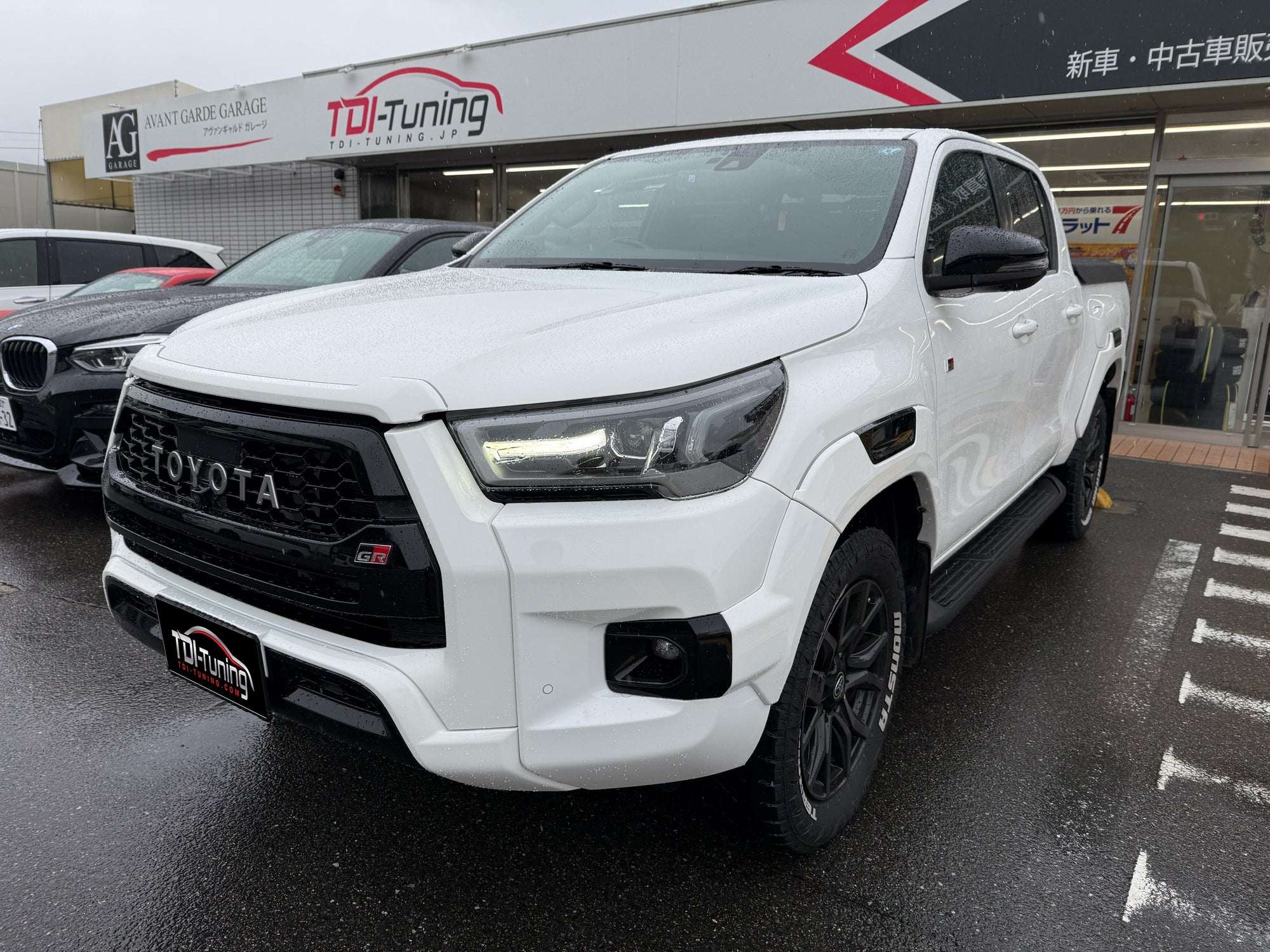 ハイラックス2.4 ご来店！とイベント告知！